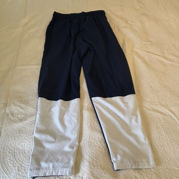 Nike Dri Fit size XL UConn University of Connecticut Huskies Track Pants - Picture 2 of 8
